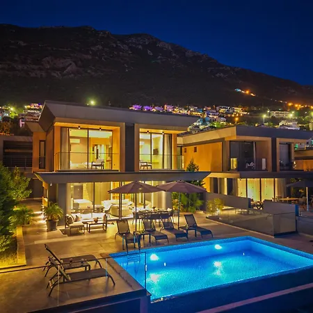 The M * Kaş