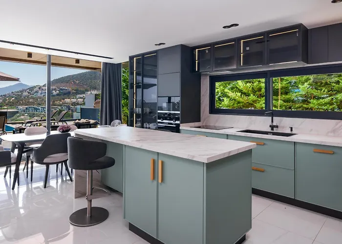 The M Вилла Каш